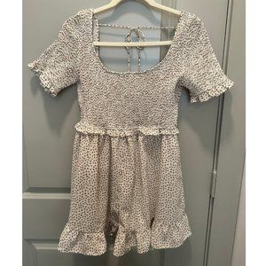 Altar'd State Floral Ruffle Short Sleeve Romper with Tie Back (M)